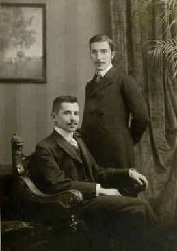 Alfred Zweig und Stefan Zweig um 1900 in Wien