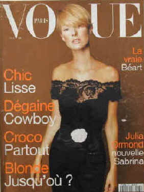 Vogue Paris Nr. 761, Octobre 1995. Chic lisse / Dégaine cowboy / Croco partout / Blonde jusqu'ou? / La vraie Béart / Julia Ormond, nouvelle Sabrina. En couverture Phoebe O'Brien.  Paris, Les Editions Conde Nast, 1995.