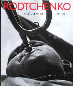 Alexander Rodtschenko: Rodtchenko Photographies 1924-1954. Lavrentiev, Könemann 1995.