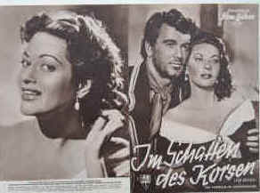 Im Schatten des Korsen ( Sea Devils ).  Illustrierte Film-Bühne Nr. 2286, München ( 1953 / 1954 ). 4 Seiten mit Fotos in Kupfertiefdruck. Regie: Raoul Walsh. Musik: Richard Addinsell. Mit Yvonne de Carlo, Rock Hudson, Maxwell Reed