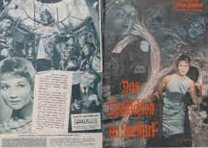 Das Spukschloß im Spessart.  Illustrierte Film-Bühne Nr. 5550, München ( 1960 ). Farbiges Front Cover. 8 Seiten mit Fotos in Kupfertiefdruck. Regie: Kurt Hoffmann. Musik: Friedrich Hollaender, Olaf Bienert, Alfred Strasser. Mit Liselotte Pulver, Heinz Baumann, Hubert von Meyerinck, Elsa Wagner, Ernst Waldow, Hans Clarin, Georg Thomalla, Hanne Wieder