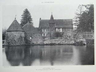 Joué-Du-Bois - Manoir. Bati par Amboise de Beaurepaire.