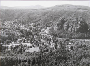 Blick vom Scharfenstein auf Oybin, Zittauer Gebirge.